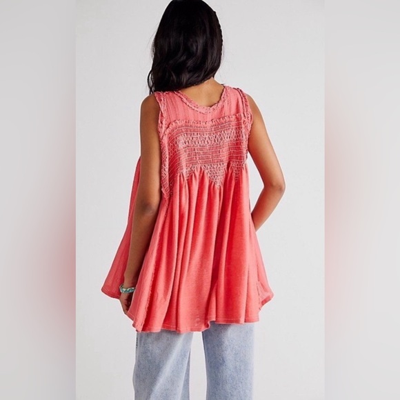 Free People Sea Breeze Tunic Top Blouse in Electropop Pink - Picture 3 of 6